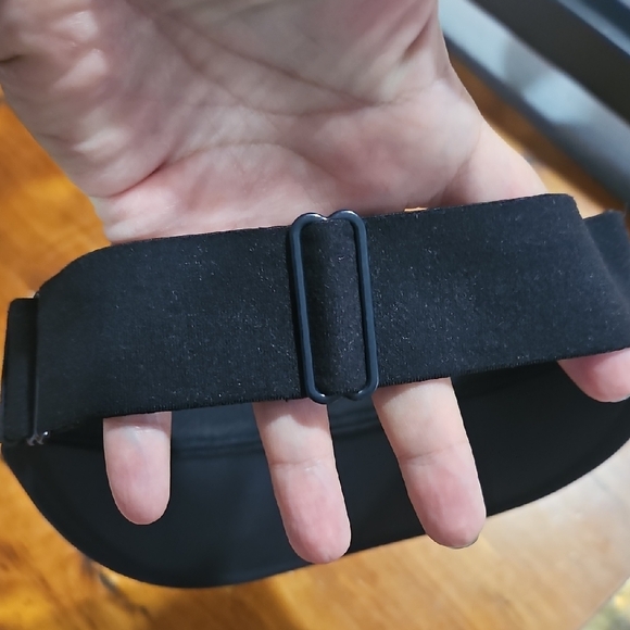 NWOT Women's Lululemon Fast Paced Wide Band Running Visor - Picture 4 of 6